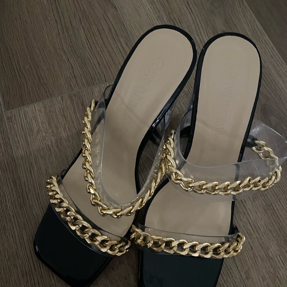 NWT acrylic and gold chain block heels - Picture 3 of 4